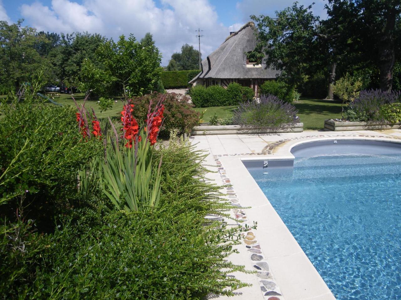 LA GRIOTTE 2&Spa&Piscine Pennedepie Exterior foto